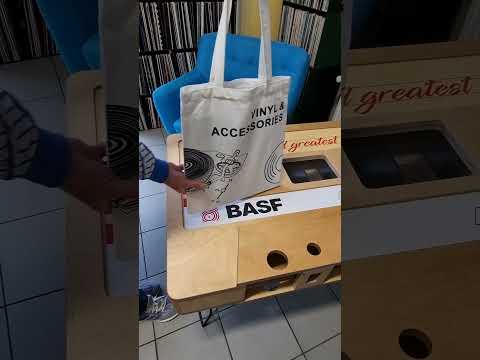 Record cloth carrier bag